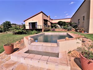4 Bed House in Mooikloof Equestrian Estate