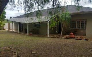 4 Bedroom House in Mosel