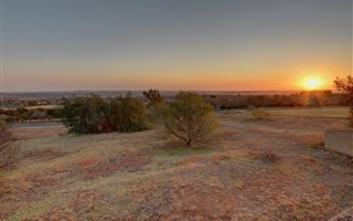 1.3 ha Land available in Cornwall Hill