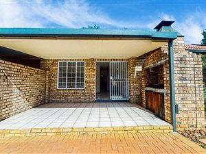 2 Bed Townhouse in Die Wilgers