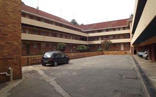 1 Bedroom Apartment in Stilfontein