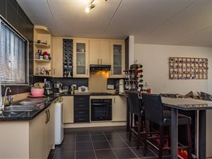 2 Bed Townhouse in Florida Glen