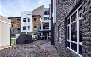 1 Bedroom Apartment in Bruma