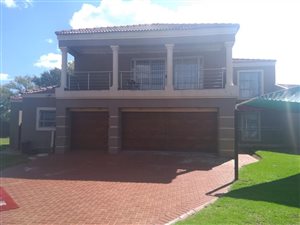 4 Bed House in Falcon Ridge