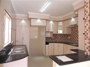 4 Bed House in Southgate