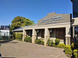 320 m² Commercial space in Wierda Park