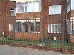 1.5 Bed Apartment in Sunnyridge