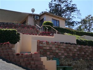 4 Bed House in Hillary