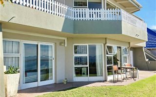 5 Bedroom House in Mossel Bay