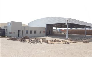 1052 m² Industrial space in Meadowdale