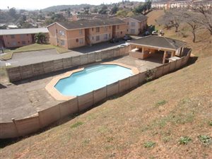 3 Bed Apartment in Woodhaven