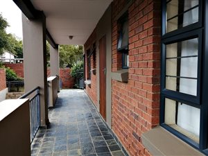 2 Bed Apartment in Bloubosrand