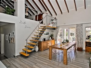 3 Bed Apartment in Bryanston West