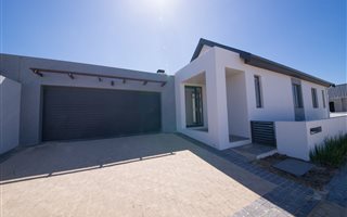 3 Bedroom House in Sitari