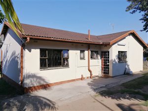 3 Bed House in High Ridge