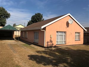 3 Bed House in Ridge Park