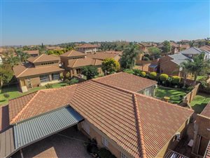 3 Bed House in Aerorand
