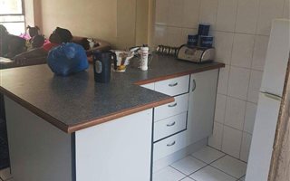 2 Bedroom Flat in Sunnyside
