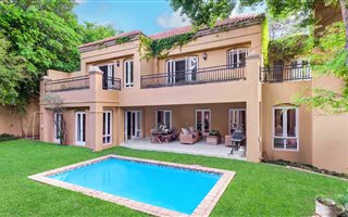 4 Bedroom House in Sandhurst