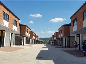 180 m² Industrial space in Cornubia