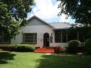 3 Bed House in Berario