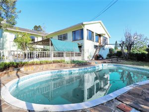 4 Bed House in Baysville