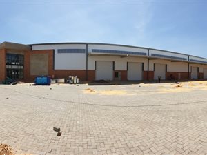 2923 m² Industrial space in Longmeadow