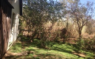 2 Bedroom Garden Cottage in Kyalami AH