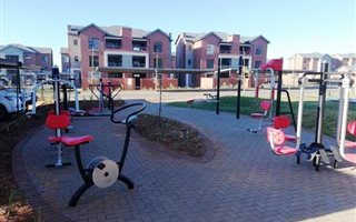 2 Bedroom Simplex in Pierre van Ryneveld