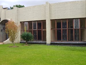5 Bed House in Piet Retief
