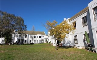 2 Bedroom Apartment in Schuilplaats