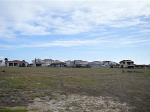 501 m² Land available in Whispering Pines