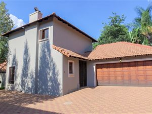 3 Bed Cluster in Menlo Park