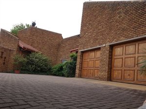 4 Bed House in Vanderbijlpark SE
