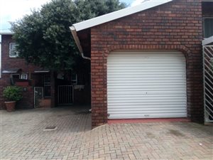 3 Bed Townhouse in Helderkruin