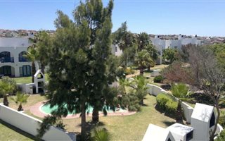 1 Bedroom Apartment in West Beach