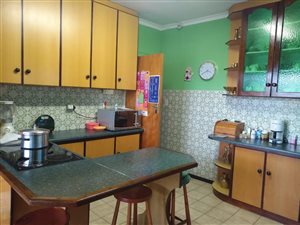 4 Bed House in Voelvlei