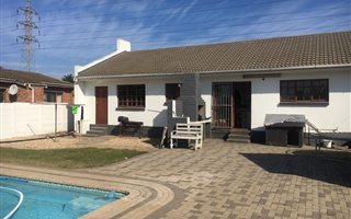 3 Bedroom House in Despatch