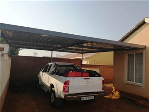3 Bed House in Mahube Valley