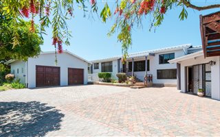 3 Bedroom House in Bay View