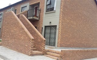 1 Bedroom Apartment in Trichardt