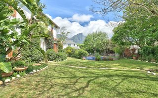 5 Bedroom House in Rondebosch