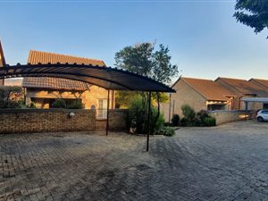 2 Bed Apartment in Wilgeheuwel