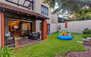 2 Bedroom Apartment in Lonehill
