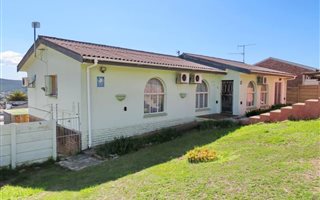 3 Bedroom House in Heuwelkruin