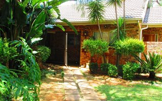 4 Bedroom House in Vaalpark