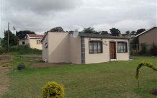 2 Bedroom House in KwaMashu