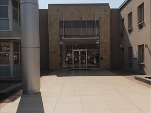 2437 m² Commercial space in Modderfontein