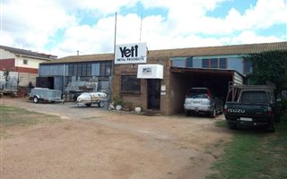 325 m² Industrial space in Jeffreys Bay