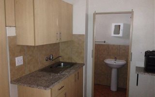 Studio apartment in Pretoria Gardens